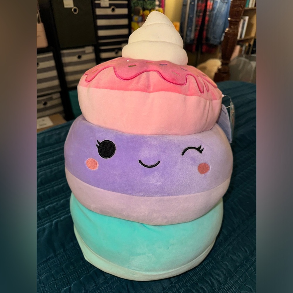 NWT Peony the Unicorn 🦄 Pancakes 🥞 14" Squishmallow RARE Silver Tag rainbow 🌈